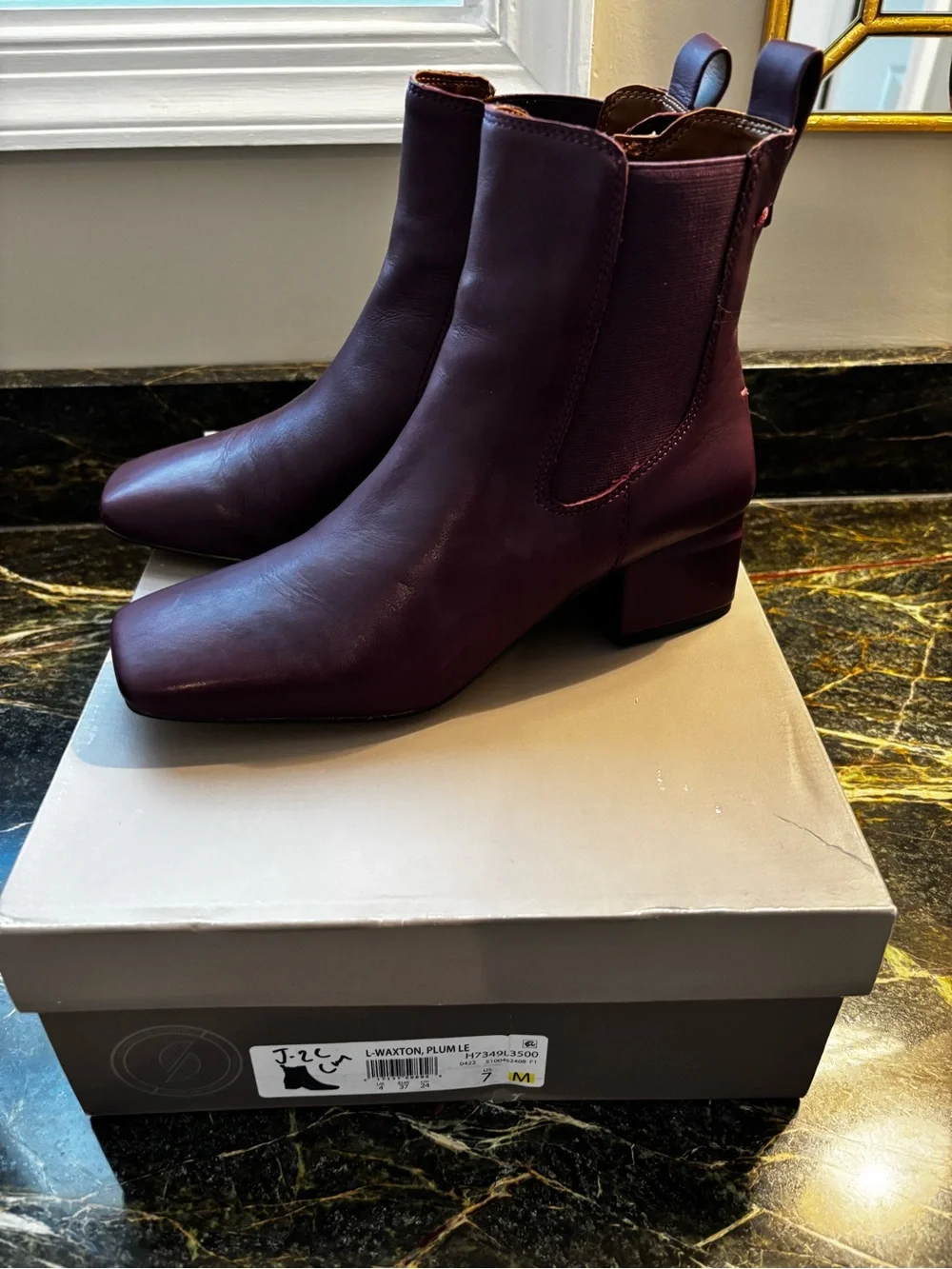 Franco Sarto elegant franco